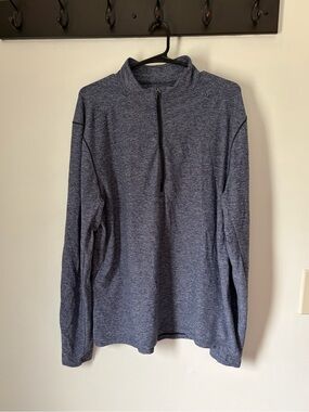 Men’s blue Lululemon zip up sweater size large good condition